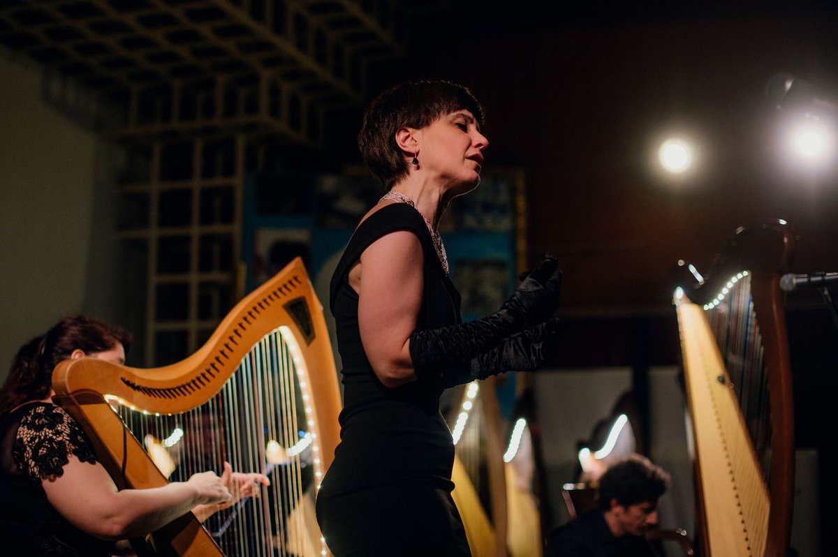 vittoriale's tweet photo. Ringraziamo Riccardo Trudi Diotallevi per le fotografie scattate lo scorso 6 maggio durante lo spettacolo "Diari d'Oltremare" di HarpBeat Orchestra.
Riviviamo insieme quel magico viaggio.
#FabiusConstable #harpbeatorchestra #concertodarpa #vittorialedegliitaliani #gdannunzio https://t.co/H6vbT7I5Zj