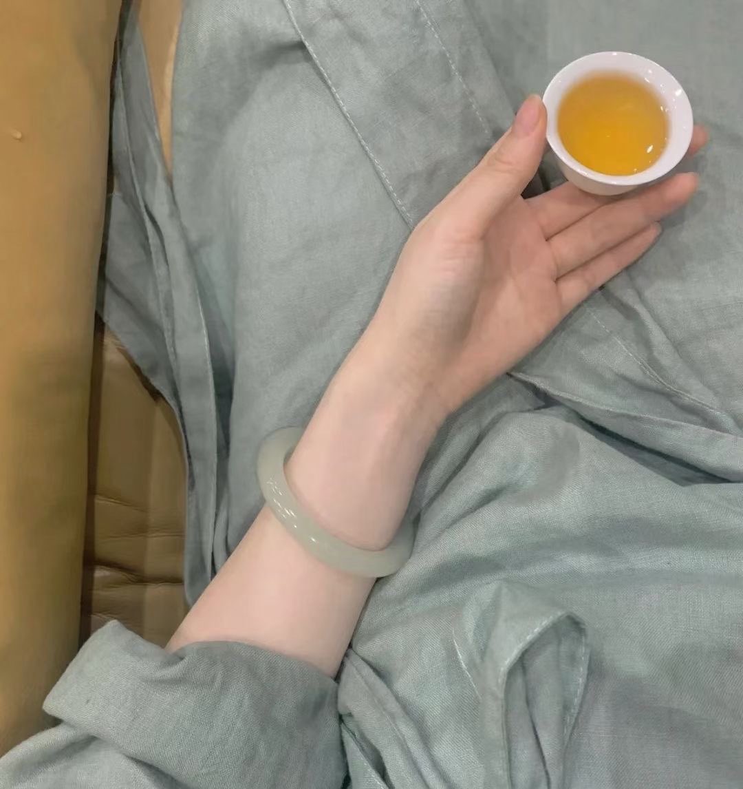 yihegoddess's tweet photo. 人怎么才能做到：有用 有料 有量 有容 有趣 有心🍃
值得深思…… https://t.co/5U5QWIXUOh