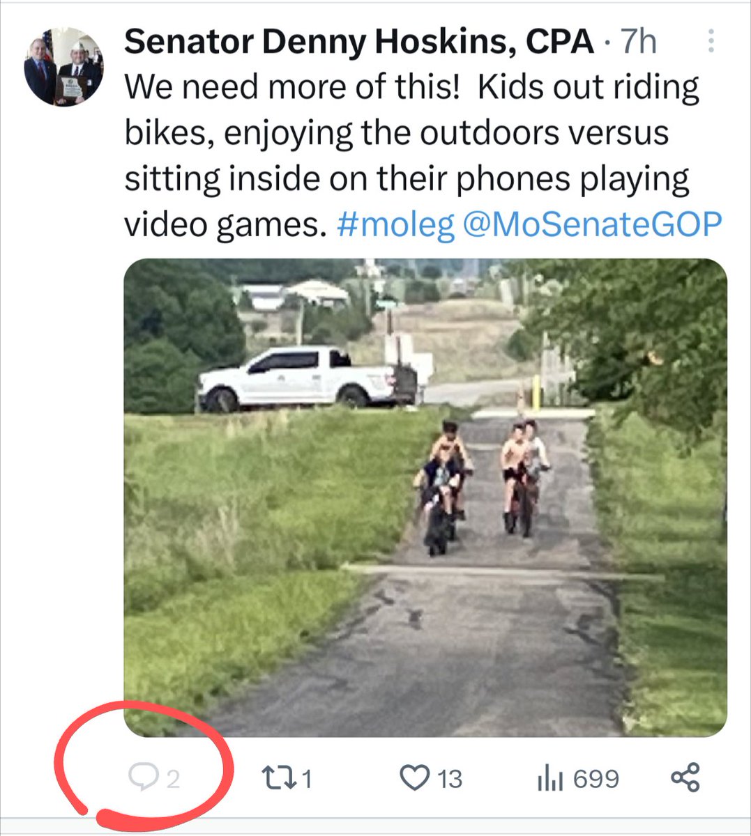 iowvrs406's tweet photo. Anyone else notice that a  Missouri Senator restricts  responses on his account which he uses for political purposes?  Looks like he wants to dish it out, but has no interest in hearing what his constituents want to say.🤔. #informedvote https://t.co/0vLm6qvvGX