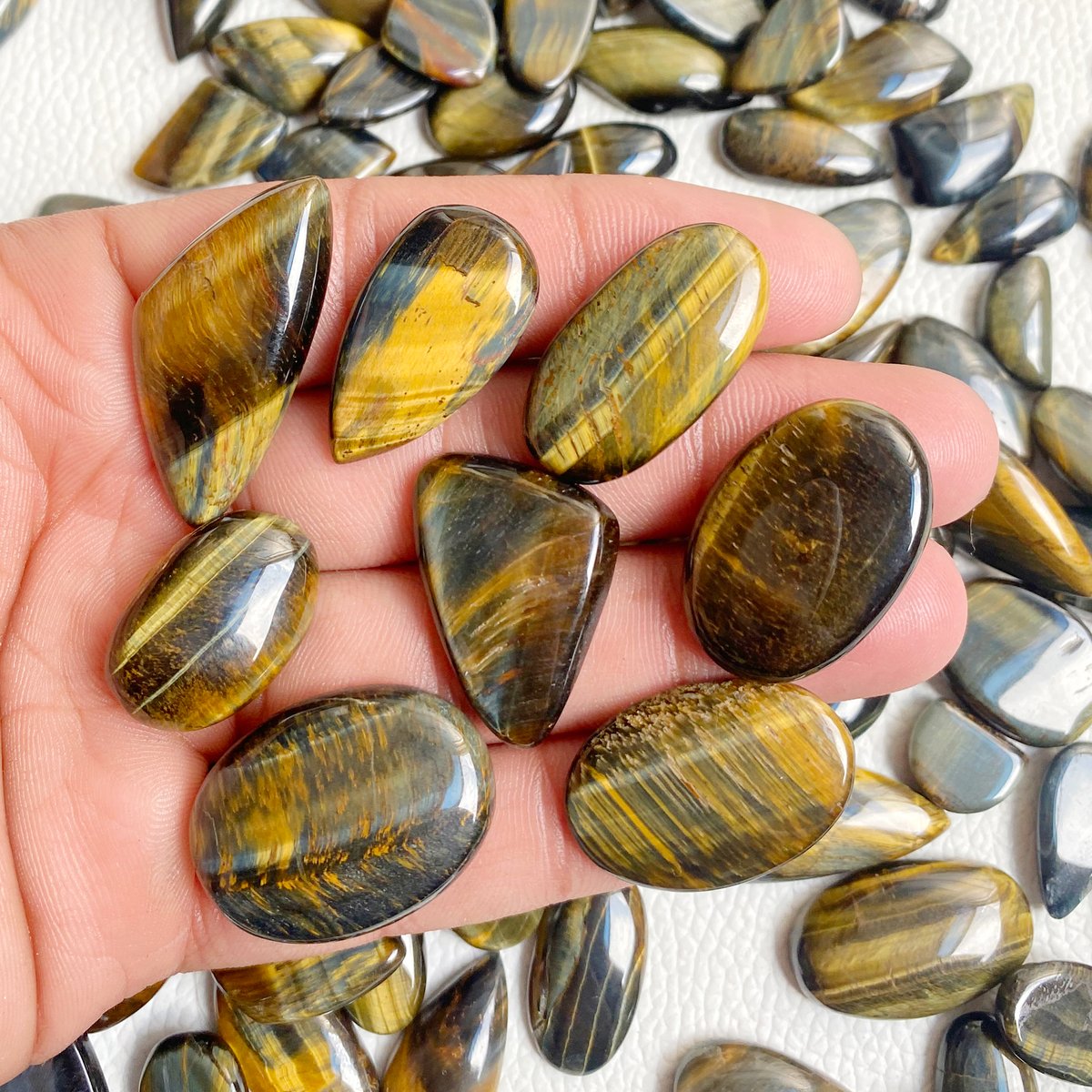 Tiger's Eye Healing Stone 

We accept payment through PayPal/Bank Transfer
• 100% secure checkout with PayPal/Bank 

#gemstone #cabochon #jewelrystone #naturalstone #loosegemstone #crystalgemstone #healinggemstone #tigereye #tigereyejewelry #tigereyependant #tigereyestone