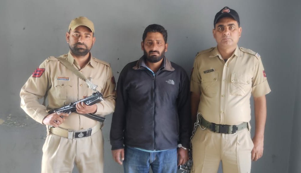 BaramullaPolice's tweet photo. #Drugs #Free #Baramulla

Baramula Police booked  Notorious Drug Smuggler namely Barkat Ali Mian @ Raja of Mian Mohalla Pattan under PIT-NDPS Act; Lodged in Kot Bilwal Jammu
#SayNoToDrugs
#peoplefirst #blapolice
@JmuKmrPolice
@KashmirPolice 
@DIGBaramulla
@DCBaramulla 
@Amod_India https://t.co/QUgd02DpDG