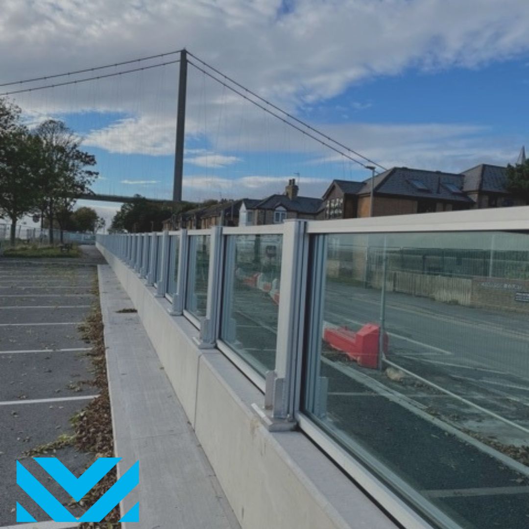 MMEngUK's tweet photo. A glass #floodwall is the ultimate unobtrusive, permanent flood defence solution.
Aesthetic design and effective flood glazing come together.
Want to know more? https://t.co/jKw1f0VurL
#flooddefence #floodwall #flooding #design #engineering https://t.co/smhjP7i8D4