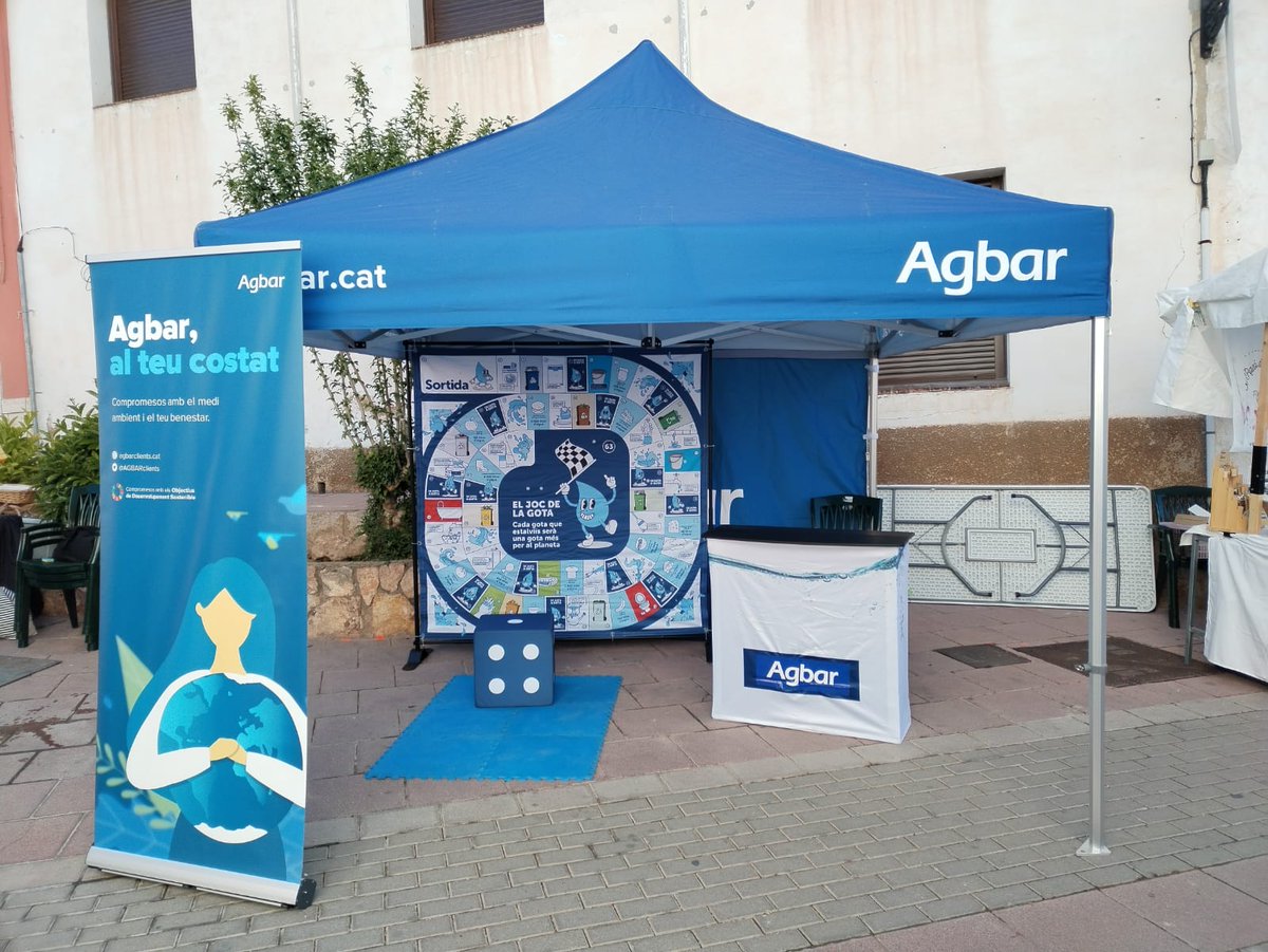 👧👦 A #Bellvei, amb motiu de la #FiraSantIsidre petits i grans han gaudit amb el “Joc de la gota” aquest diumenge.

💧 Cal fer un ús responsable de l’aigua!
#AGBARsostenible