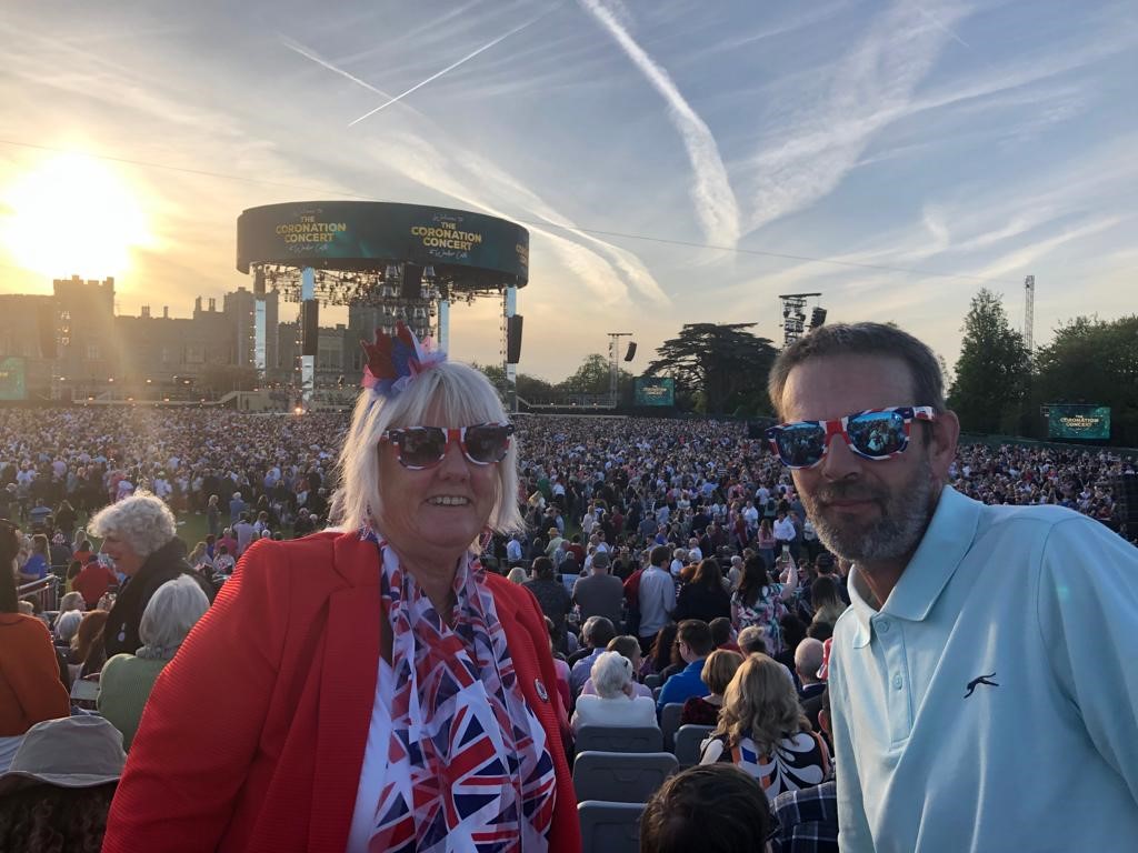 DurhamPCC's tweet image. 🇬🇧🎤👑We're still reminiscing about our fantastic Community Peer Mentors who were lucky enough to be invited to the Kings Coronation Concert last weekend!!

What an amazing experience to thank them for their dedicated work to provide a voice for the unheard.

#kingscoronation