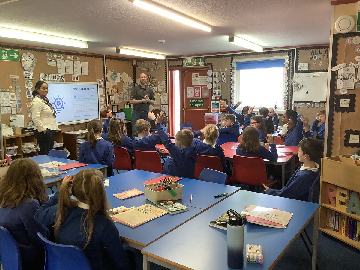 Miss Docherty🎓🍎 tweet media