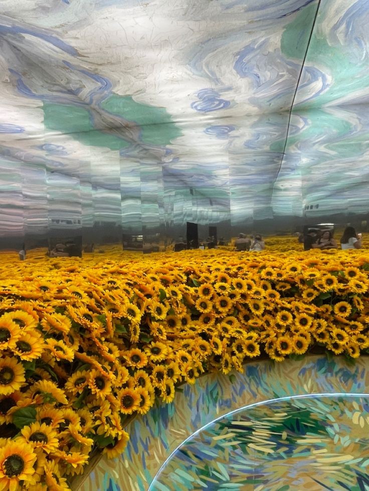 sunflowerchives's tweet photo. sunflowers by VanGogh 🌻 🌻 https://t.co/Luc8sOnZ0d
