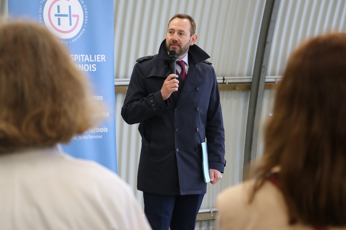 #Hélico 
Ce lundi 15 mai, Inauguration et baptême de CARBON 62, nouvel hélico du SAMU 62
Avec son kit aérolite de dernière génération, il dispose d'un équipement médical complet et ergonomique, permettant une prise en charge de l'urgence optimale sur l'ensemble du territoire👌