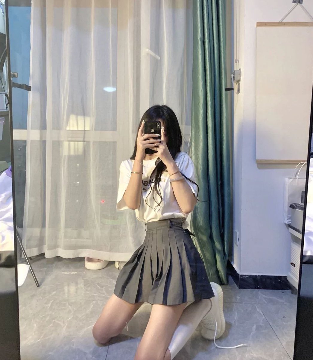 msrunmi12's tweet photo. 永远不���忘记你伤了我的心，在我丑陋的时候夺走了我的童贞。@wsdsbs @couplingCP @91porm @wqganenshi_ @slutsmedias @Fengsiyuan @euteeeee @tuleibacui @wscgy  @wozhuantui @hutuiaitewo @lvmaoshequ @jokers857 @luoliao8 @ADULTONLYVIDEOS @muliby778 https://t.co/SZMuI0u0iP