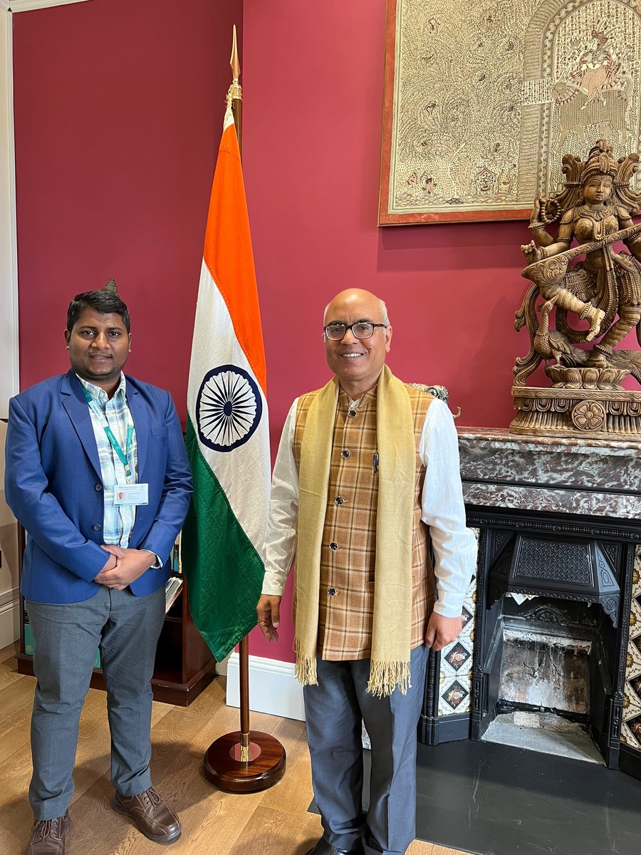 IndiainIreland's tweet photo. Ambassador @AkhileshIFS meeting with Mr.Sandeep Kumar, Founder &amp; CEO, DigiSwasthya, India

Very inspiring work of Mr.Kumar, a cancer survivor himself, spearheading a telemedicine mission in rural India. 

@MEAIndia @IndianDiplomacy @AmritMahotsav @MoHFW_INDIA https://t.co/LxvC2VNl09