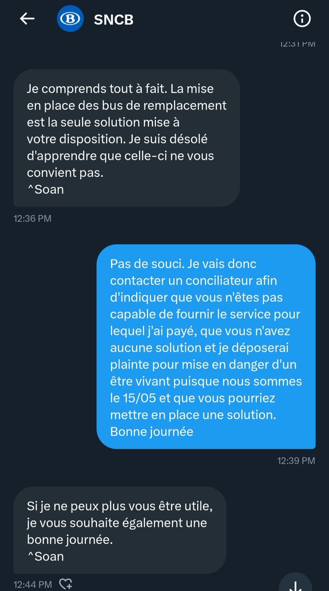 degener_ape's tweet photo. @GeorgesGilkinet Pourrait-on savoir pourquoi aucune solution n'est mise en place ? Vais-je vraiment devoir dormir dans la rue et déposer une plainte car mon chien risque des problèmes si je ne rentre pas ? https://t.co/opC6XaQkMV