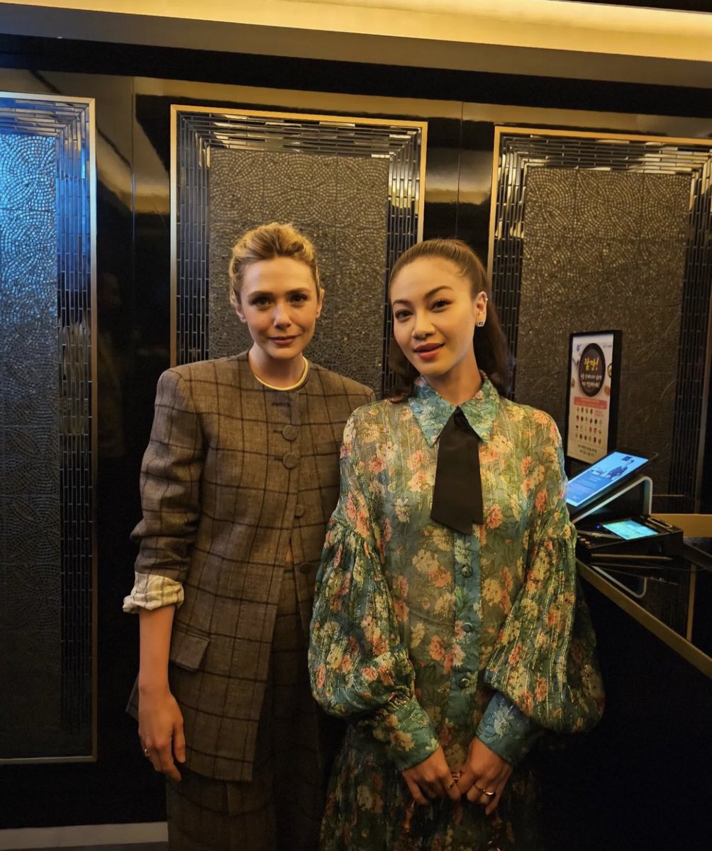 LizzieContent's tweet photo. New photos seem to suggest that Elizabeth Olsen is currently in a Gucci event in Seoul 🤔 https://t.co/CUpDf6wY3G