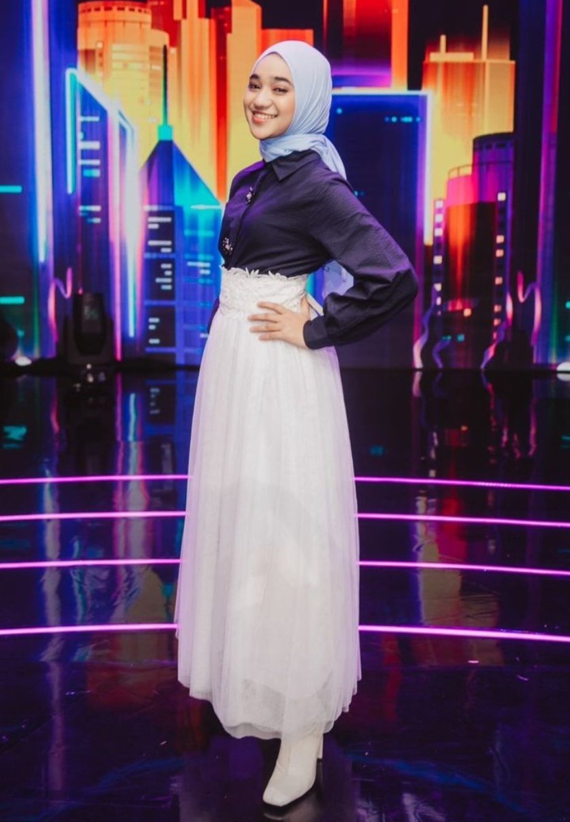 hyodepi's tweet photo. Kalo ada yang lebih indah dari intro lagu sempurna mungkin itu nabila ❤️🖤🫡
#nabilataqiyyah https://t.co/qjaZt9x7i9