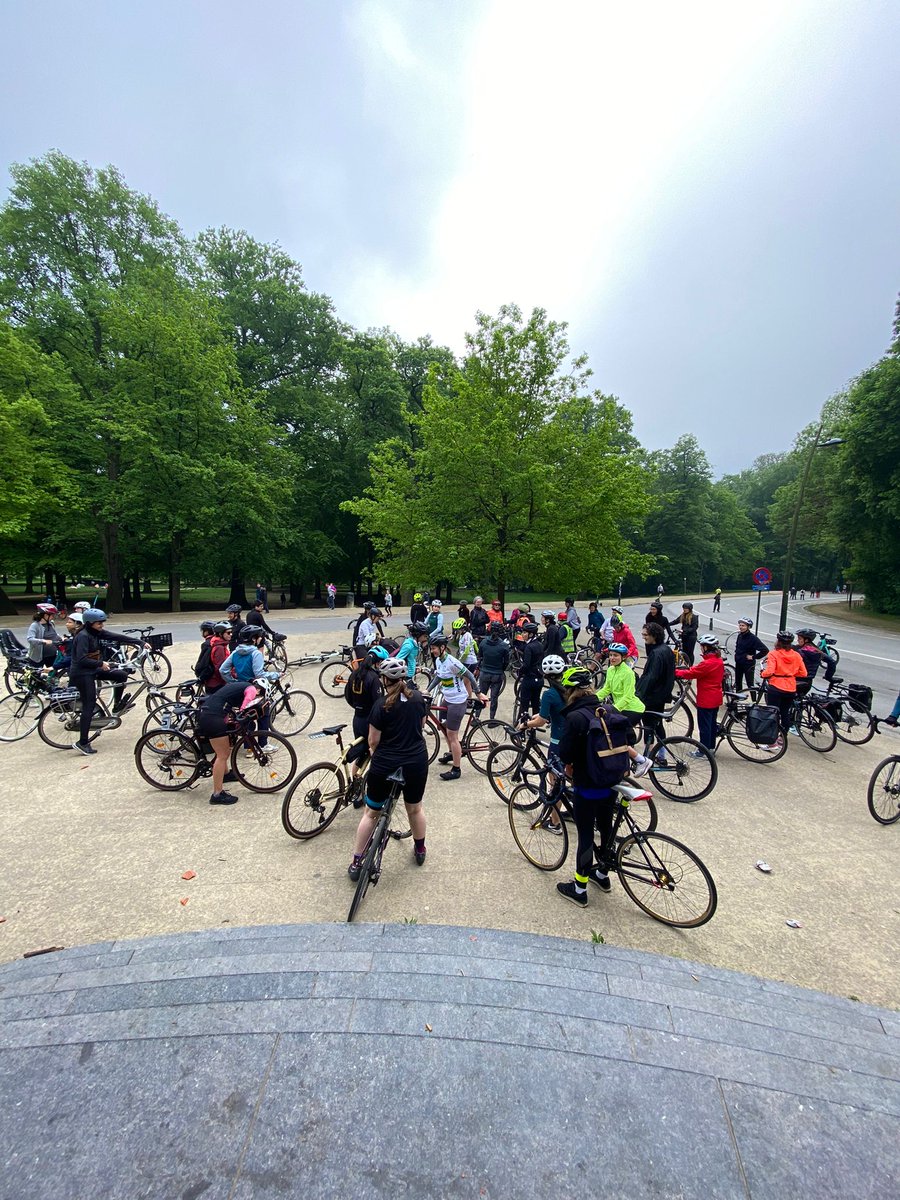 Yesterday we celebrated two years of
<a href="/casualcycling/">Casual Cycling Club</a>👏 We went for a lovely ride in the countryside, with women pushing their boundaries and having fun on their bikes together! Followed by a lovely picnic in the sun ☀️