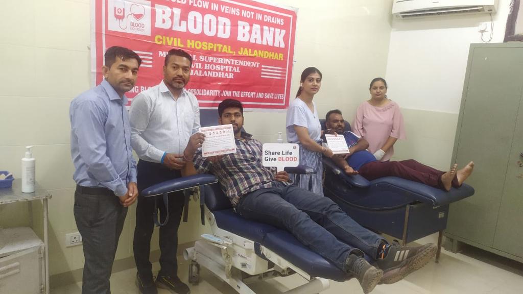 punjabsacs's tweet photo. Voluntary blood donation camp and poster making competition  were organized by various Blood Centres of Punjab.
#HIVspread #Helpline1097 #PSACS #HIVawareness #AIDSawareness #HIVAIDS #PunjabSACS #WHO #AIDSFreeIndia #Punjabgovt #bloodbank #Thalassemia #thalassemiaawareness https://t.co/E7YCsZyMyg