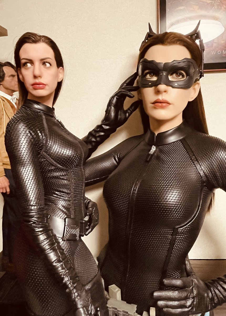 rakurakudoc's tweet photo. #JOKER
#セリーナカイル
#CATWOMAN 
#infinitystudios

一等席が空いたので職場に置いていたセリーナさんにご帰宅いただきました。
バスト部屋になってきましたな。 https://t.co/2USdoUcyN7