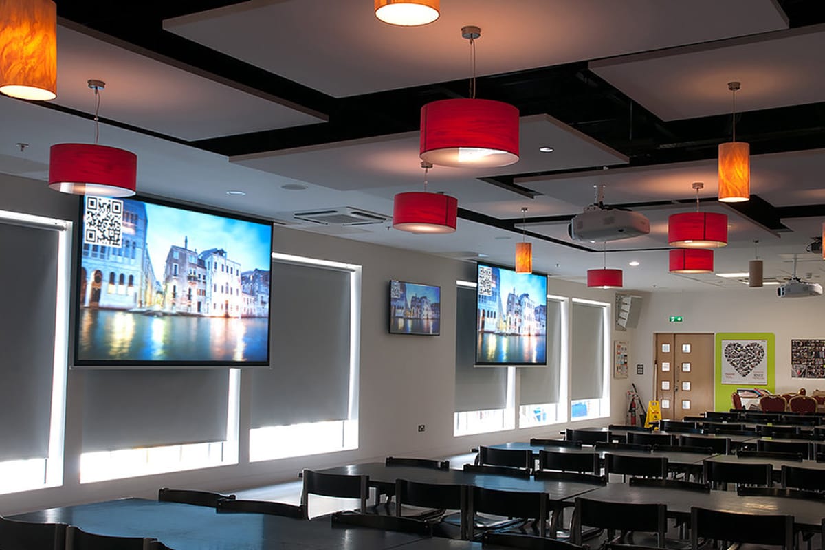 Visual_Displays's tweet photo. We were delighted to have another opportunity to partner with leading AV integrator, @MeritecAV, on this project for Stryker's staff cafeteria at its Limerick facility > https://t.co/eTvCcNesFS 🍽️🥪
#VisualDisplays #AVtweeps #AVintegrator #AVinstallation https://t.co/IelsedxW7i