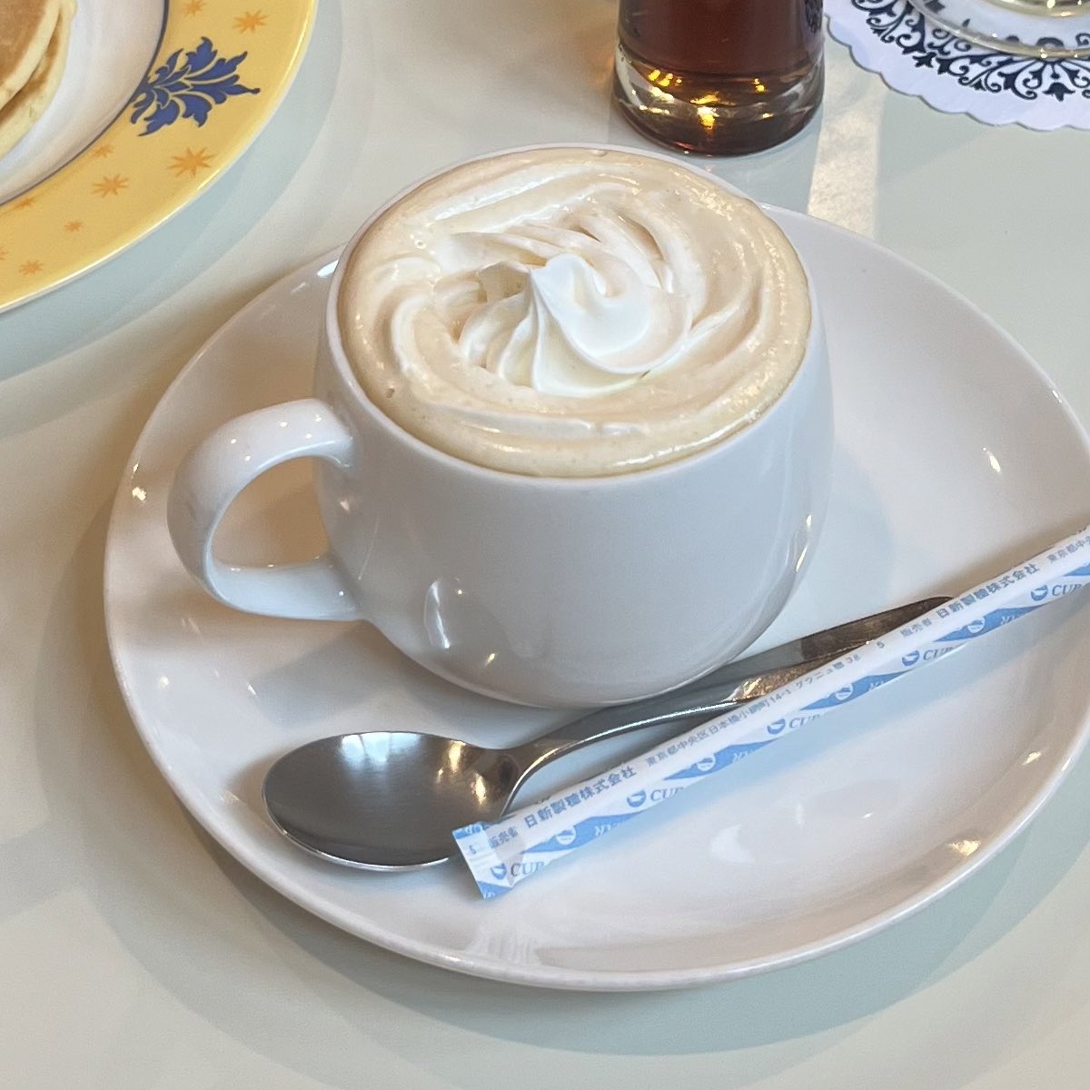 _latteeee_'s tweet photo. 旅先にて📋
自分の中で喫茶店きてるぅ
 #日常垢 https://t.co/DsSwqpdpjb
