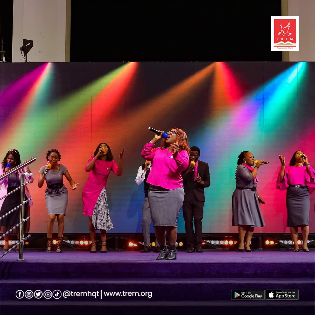 tremhqt's tweet image. Unto the Lamb upon the Throne,
We raise a sound! 🙌🏽

For HE and HE alone is God!
Hallelujah 🙏🏽

#TREM #ExceedingGreatReward #SundaysAtTREM