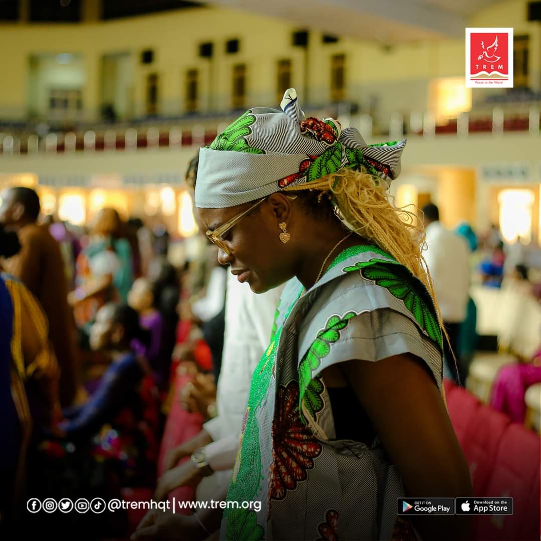 tremhqt's tweet image. In HIS presence, there is hope, joy, peace, and grace.

May we never lose our wonder of His love for us.

#TREM #ExceedingGreatReward #SundaysAtTREM