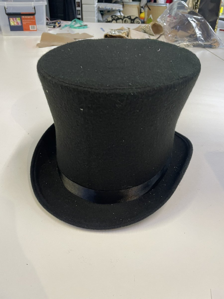c_b_cameron's tweet photo. WIP Top Hat and Flounce for a client! Can’t wait to add all the embellishments when they arrive https://t.co/B4lDllAbVC