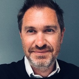 Professor Andrew Goodwin FRS is elected a Fellow of the Royal Society. His research focuses on understanding and exploiting the dual roles of flexibility and disorder in functional materials. #RSFellows royalsociety.org/people/andrew-…