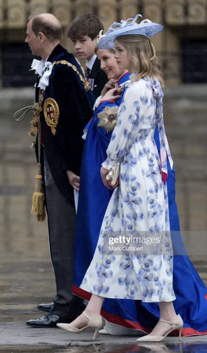 🎩Laird of the Manor🎩 on Twitter "As the younger issue and sole male