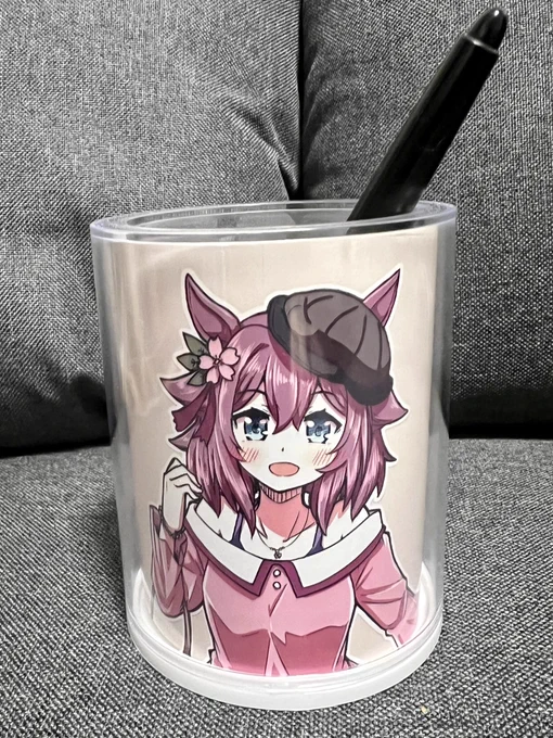 写真入れれるペン立てあったから買った