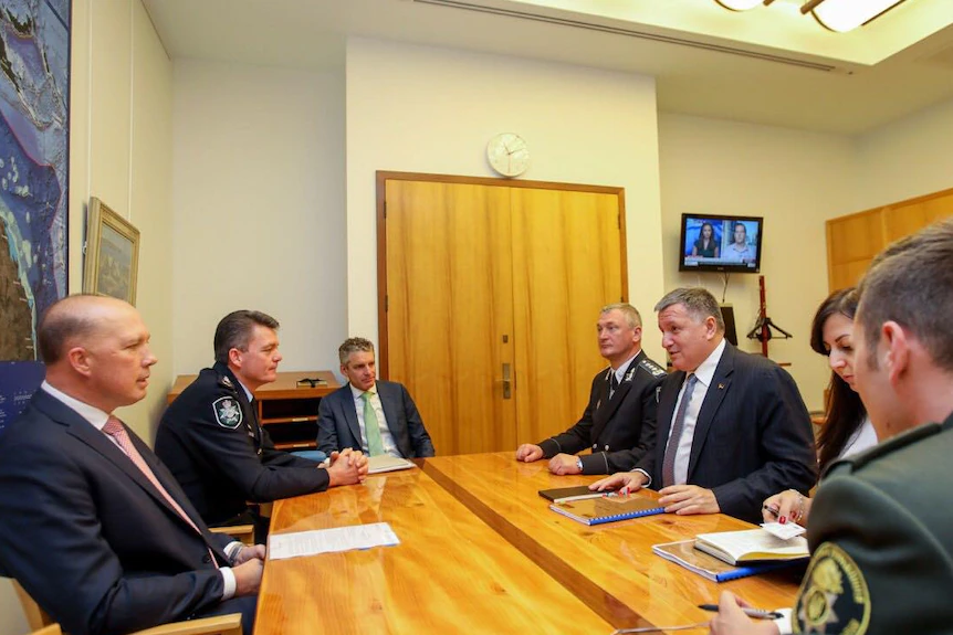 SRAntiFascism's tweet photo. #April2019*
#AusGov #NeoFascist @PeterDutton_MP #PeterDutton 
Met With @AvakovArsen
Then 'Interior Minister' #Obergruppenführer For
#Azov:#Azow:#Азов #Азову #AzovBattalion
#SBU:#СБУ #Поліція:#НПУ #NeoNazis To
Coordinate International
#NeoFascism/#NeoNazism.

!#FckNzs #GegenNazis! https://t.co/b85ZyPnI8C