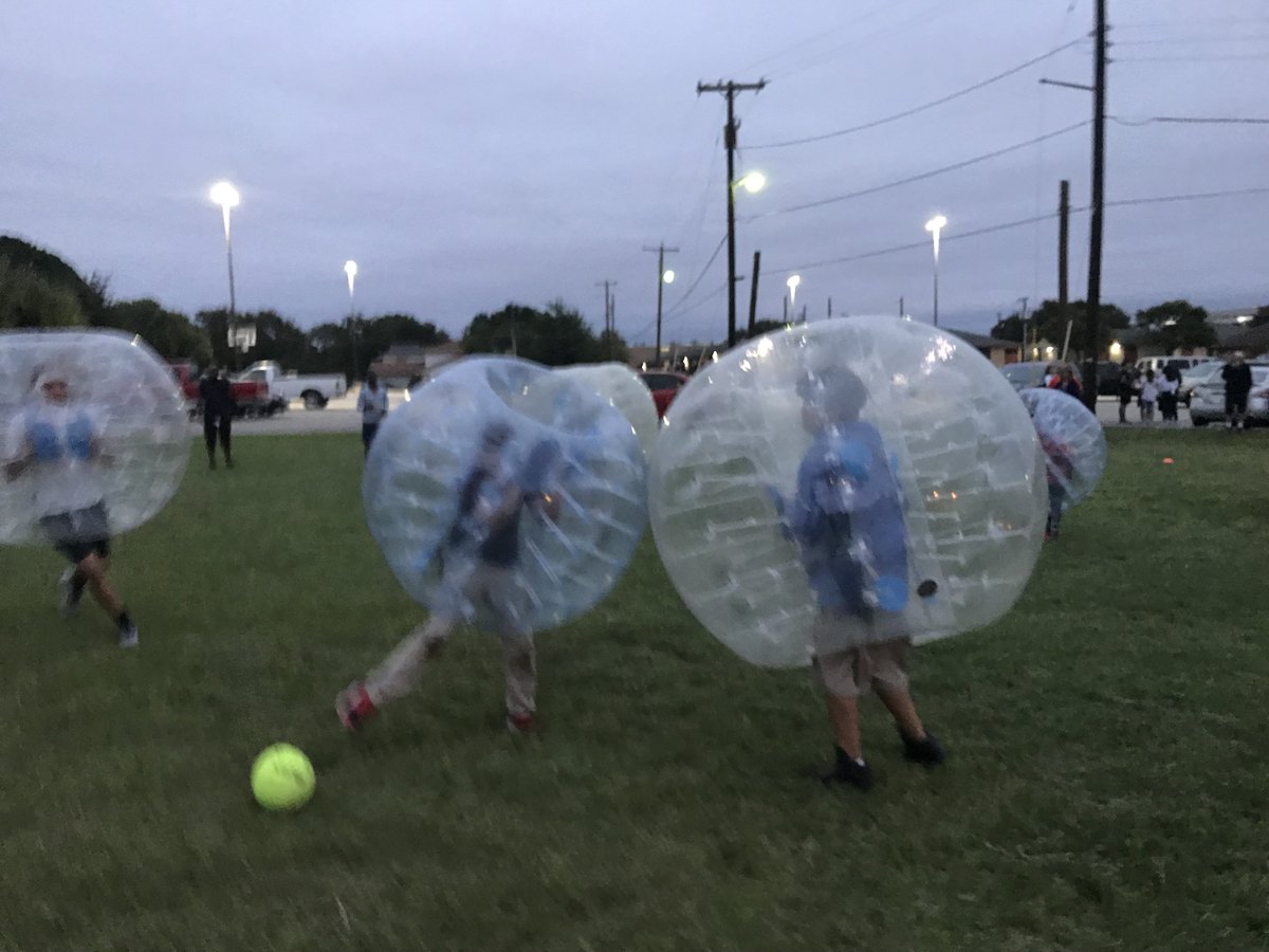 DFWBubbleBall's tweet photo. The most bubble soccer fun in Irving Texas!! .
.
.
#dfwmbb #dallas #fortworth #irving #roanoke #aledo #desoto #mansfield #dallasinfluencer #dallas_community #planotx #plano #carrollton #farmersbranch #dallasinfluencer #dallasmom #arlingtontx #friscotx #garland #duncanville https://t.co/qlxwE5ujmH