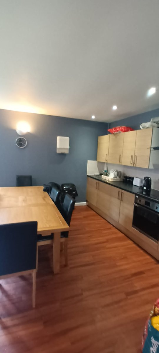 SafeNet_UK's tweet image. 📢 Exciting news !
We have extended our existing refuge provision for women &amp;amp; children in Bury.  
Our new refuge is now taking referrals on 
☎️ 03033 3033 581 Option 3 
We are recruiting  for roles in Bury 
You can apply at calicojobs.co.uk/vacancies/

@BuryCouncil   @Calico_Group