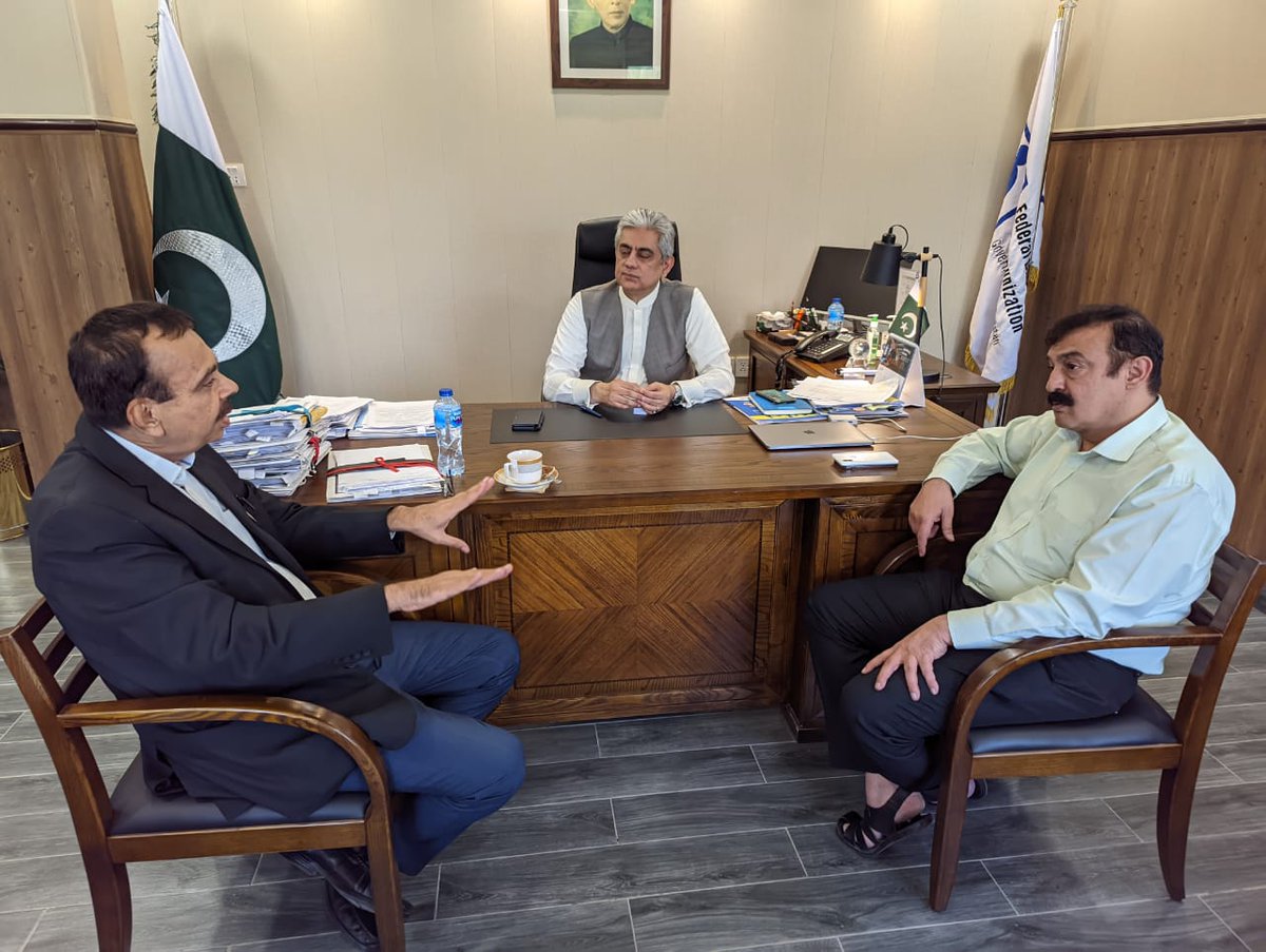 Dr. Khalid Shafi, Secretary General, Pakistan Pediatric Association & Chair #NITAG called on Dr. Muhammad Ahmad Kazi, #FDI, @EPIPakistan @nhsrcofficial
The discussions involved the recent successful joint commemoration of #WorldImmunizationWeek 2023 & future NITAG Meetings.
@gavi