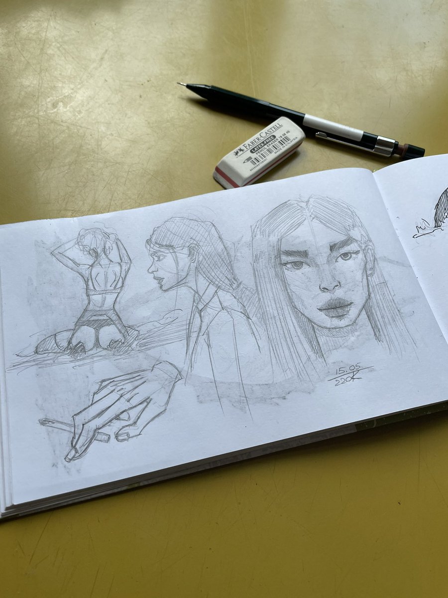 Moon0_0Mind's tweet photo. #sketch #art #Ukraine https://t.co/GIZLwB1cG9