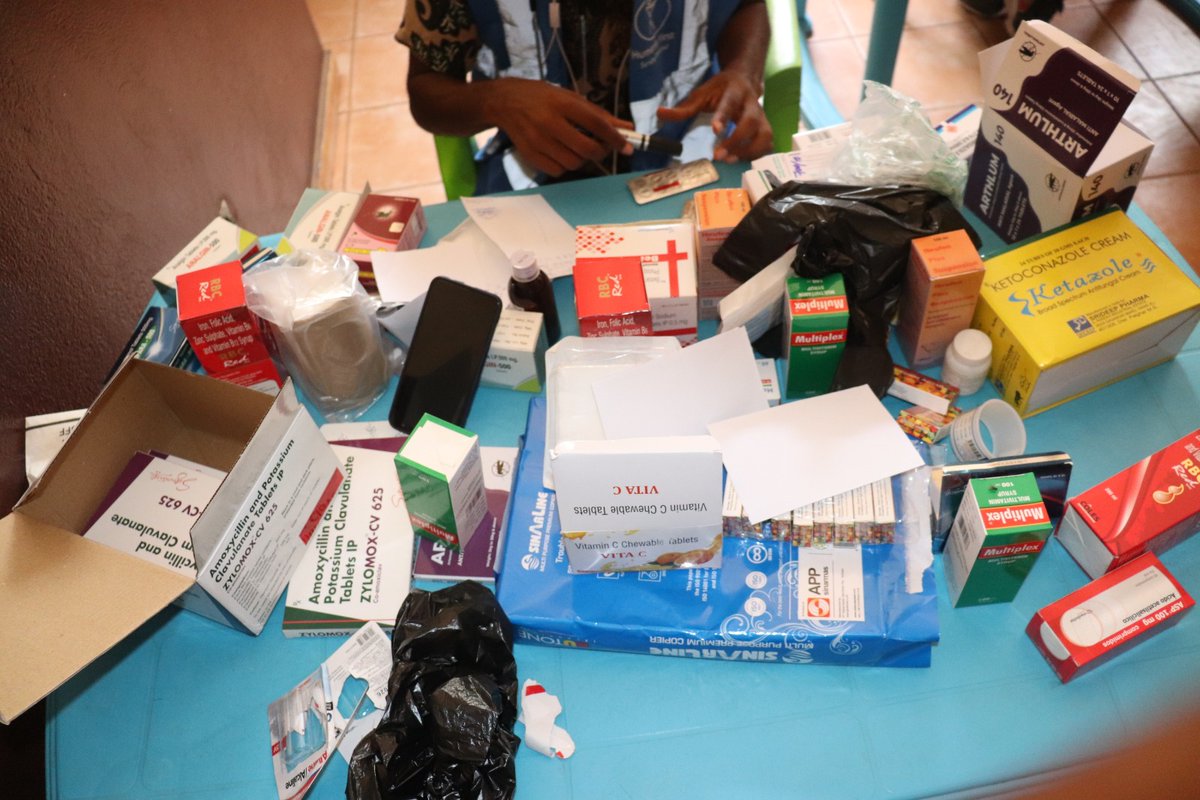 AhmadiyyaBissau's tweet image. Humanity First organized a free medical camp in two prisons in Guinea-Bissau, benefiting over 135 prisoners and providing essential healthcare services, demonstrating their commitment to the well-being of marginalized individuals.