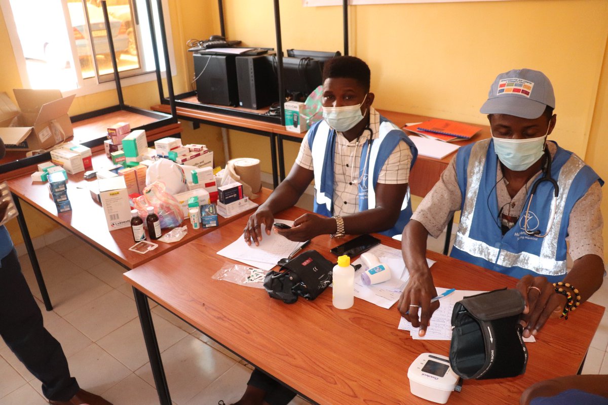 AhmadiyyaBissau's tweet image. Humanity First organized a free medical camp in two prisons in Guinea-Bissau, benefiting over 135 prisoners and providing essential healthcare services, demonstrating their commitment to the well-being of marginalized individuals.