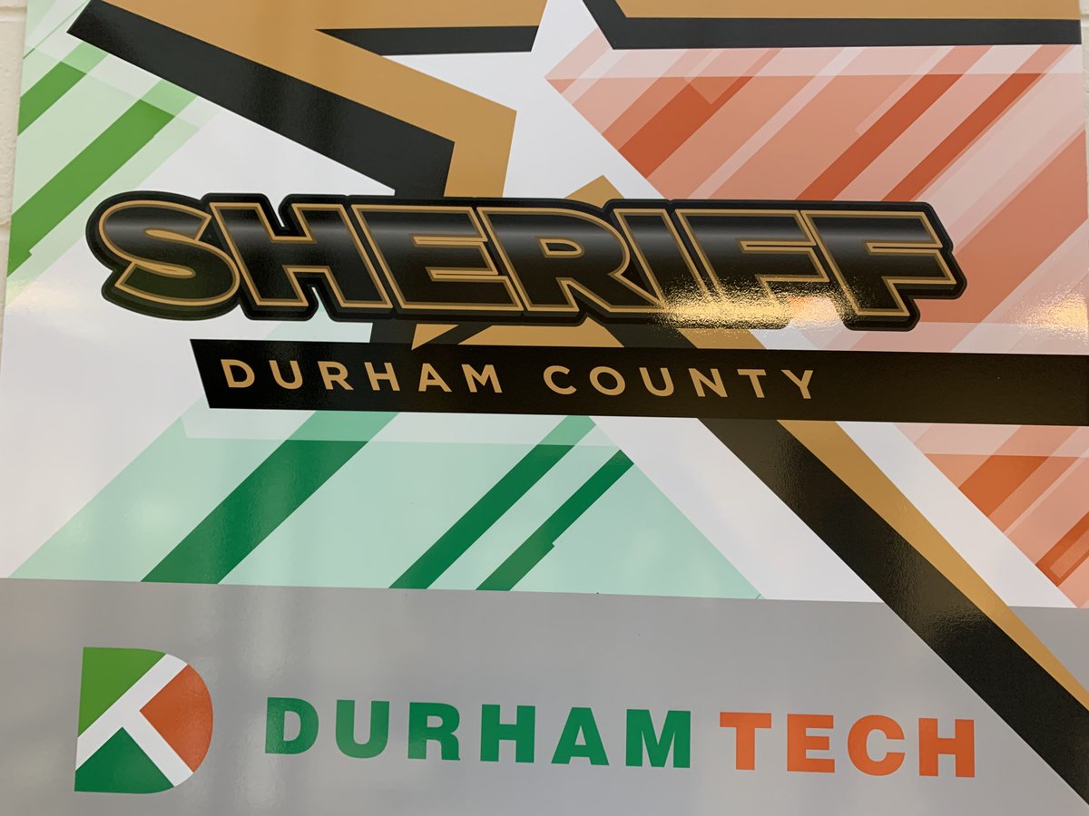 DurhamSheriff's tweet photo. We are hiring! Basic Detention Officer Training continues for a new class of ten (10) cadets committed to #JoinTheTeam. We enjoy our relationship w @durhamtech &amp; thank them for class space on their campus #HonorDutyService #OneCommunityOneDurham https://t.co/2rIifMJkIo