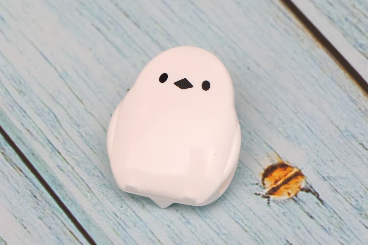 可愛いシマエナガのクリップ。ダイソーで、止まり木付きで販売中！