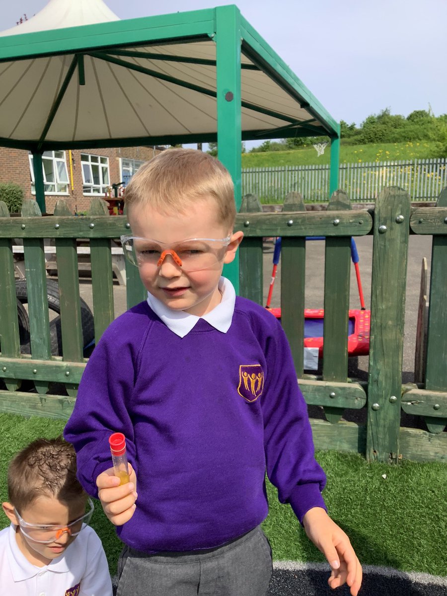 What a fantastic start to STEM Week. We decided to start the week with a whole school assembly, where we learned about electricity and how it works! EYFS then had the time to complete an experiment using acid and alkeli! The outcome was thrilling! <a href="/PrimaryElaine/">Elaine Primary</a>