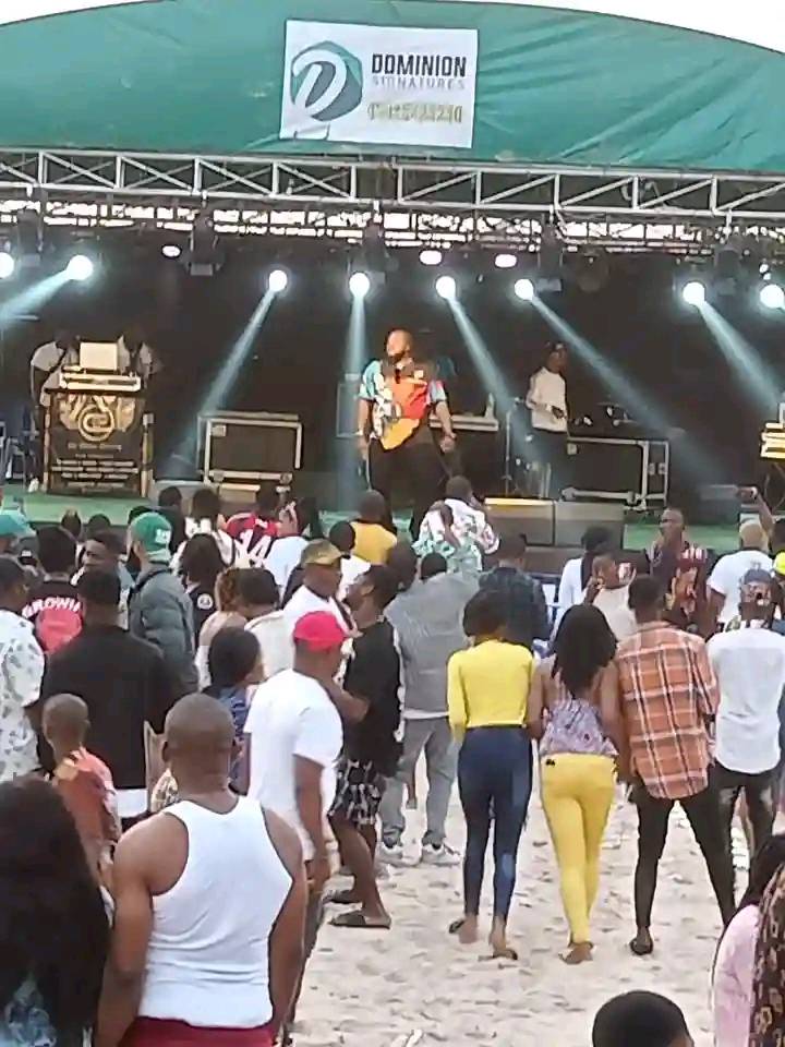EmekaGift100's tweet photo. Beach Volleyball competition was also organized and funded by a private sector company last year.
Visit Ibeno Beach and enjoy nature.
Bring Your investment to Biafra , home of greatness.
#CorrectEdition
#WelcomeToBiafraland https://t.co/CCnh2Jblkh