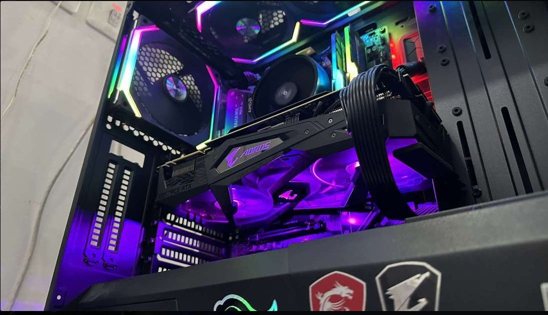 XiHaif's tweet image. بي سي للبيع 
  (تنويه البيع جميع القطع ماعد الكيس و المراوح )
  
الكرت  2070super نسخة aorus 
المعالج  ryzen 5 3600 
الرام  g skill 8x2 16  3600 
البورسبلاي   corsair__TX650M  GOLD
 اللوحة  MSI B450 TOMAHAWK MAX 
هارديسك ميكانيكي Seagate BarraCuda 2T  

بداية السوم 2700
