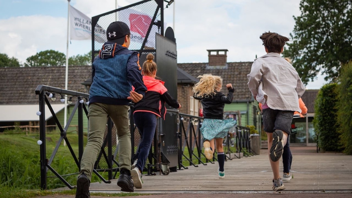 Met Hemelvaart (18 t/m 21 mei) is GeoFort geopend en is er van alles te doen! Bekijk  de kalender met openingstijden en extra Minecraft activiteiten. #geofort #hemelvaart tinyurl.com/2ofyuob9