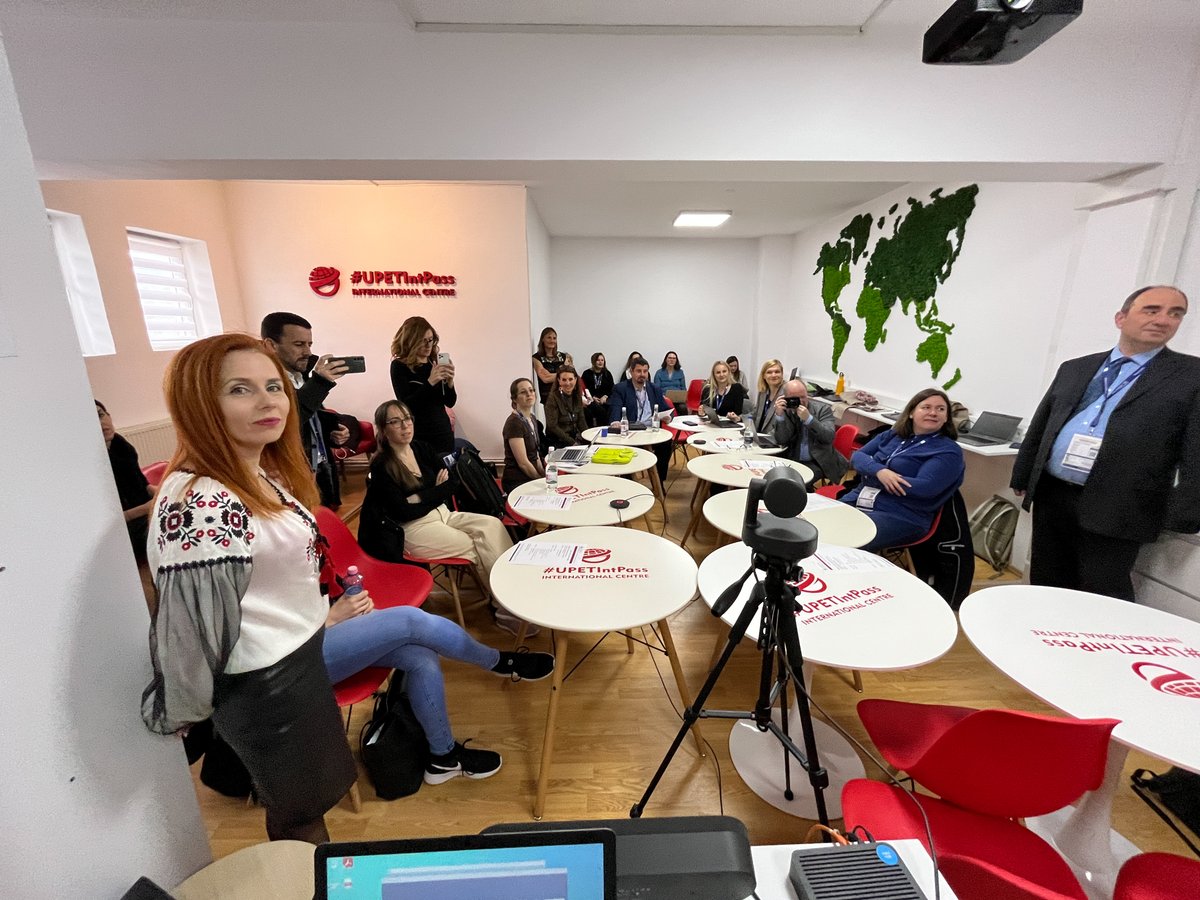 EurecaPro's tweet photo. 🇷🇴 The Review Week at the University of Petroșani was a great opportunity for the EURECA-PRO team to connect and develop.
⛰️ There were workshops, many meetings, a visit to Parâng Mountains and Bolii cave, together with other traditional events.
#RWUP23 #eurecapro #sdg12 # https://t.co/nPlzTLd2tT