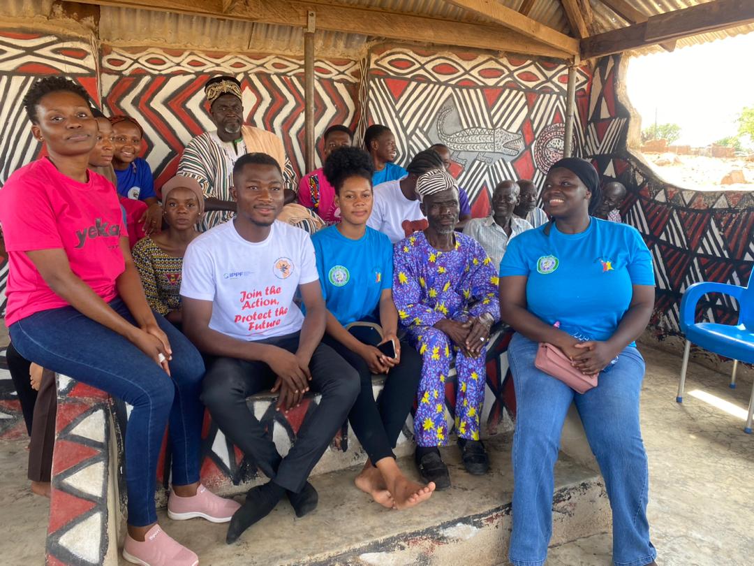 YAMghana's tweet photo. Last week, we successfully rolled out our Community Corps Programme.
Selected youth activists were deployed to live in Bongo and help identify and solve SRHR problems facing young people. We engaged key stakeholders on issues such as Teenage pregnancy' Child Marriage etc.
#YAM@20 https://t.co/p2PatsAdOD
