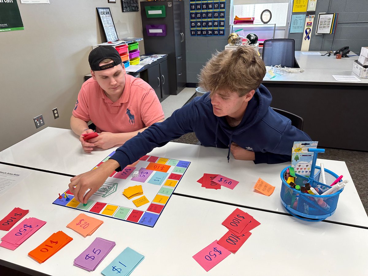 Megan Packey tweet media