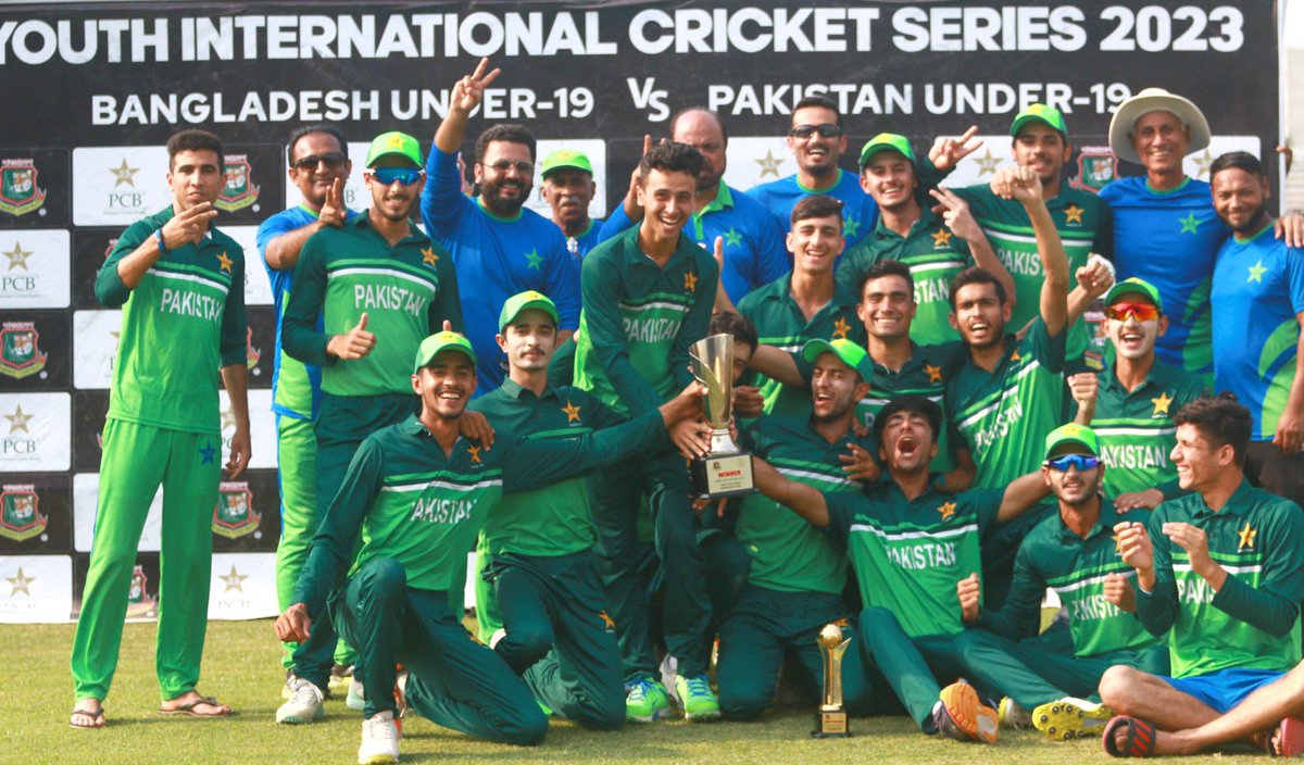 Pakistan U19 defeat Bangladesh U19 by 80 runs in the final one-day to clinch the series 4️⃣-1️⃣ 🏏 Scorecard: pcb.com.pk/pakistan-u19-t… #PakistanFutureStars