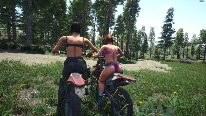 3 pic. Funny moments from my @ScumGame stream last night! We ran into this naked guy who ended up feeding