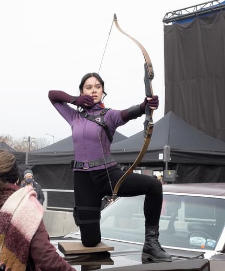 archiveshailees's tweet photo. hailee steinfeld as kate bishop in hawkeye https://t.co/wRNQNc5j8h