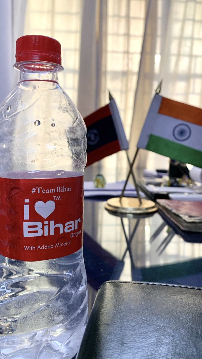 NehaSiingh_'s tweet photo. “I love Bihar with added minerals”. Bro you love Jharkhand. 

#JustBihariThings #ILoveBihar https://t.co/m4yRmV4Sto