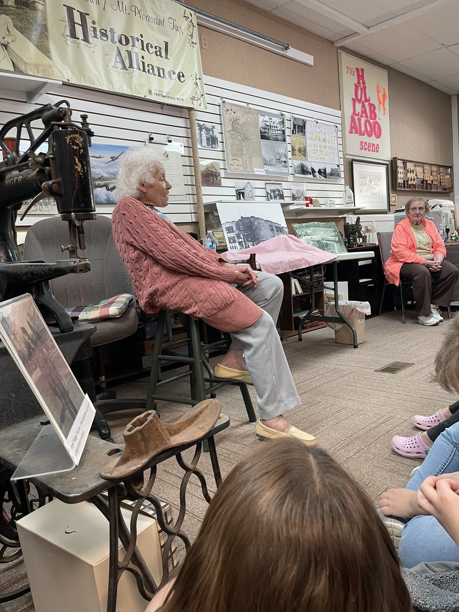 JohnsonG3_YES's tweet photo. We had a great time at the Yorktown Historic Alliance today! Thank you for having us to visit!#YEStigers180 https://t.co/7YD1ZIMZKr