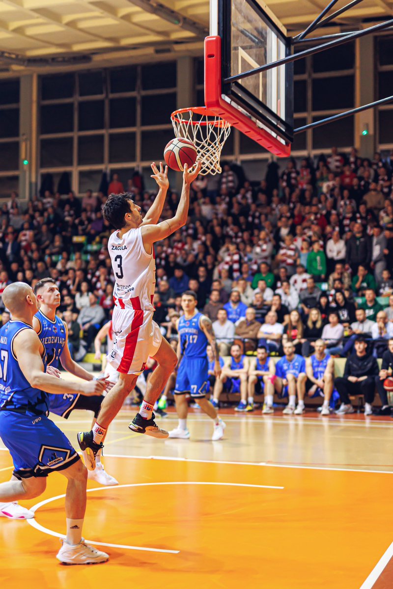 ResoviaKosz's tweet photo. ✍️ Dawid Zagula #3 zostaje z nami na kolejny sezon ⚪️🔴💪🏀 #Resovia #2LKosz #Zagi #ResoviaNation https://t.co/ASusQHaGXE