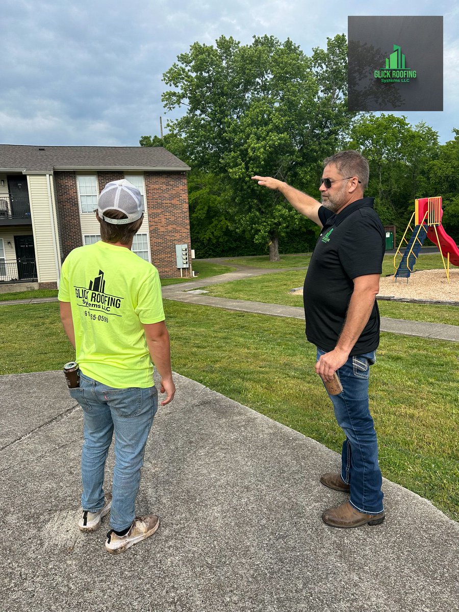 Our GM Elmer and Residential foreman Payton discussing the next project and the time frame on it. Call our office to get your free estimate roof report. #RoofingExperts #glickroofingsystems #ResidentialRoofing #roofingcontractor #newroof